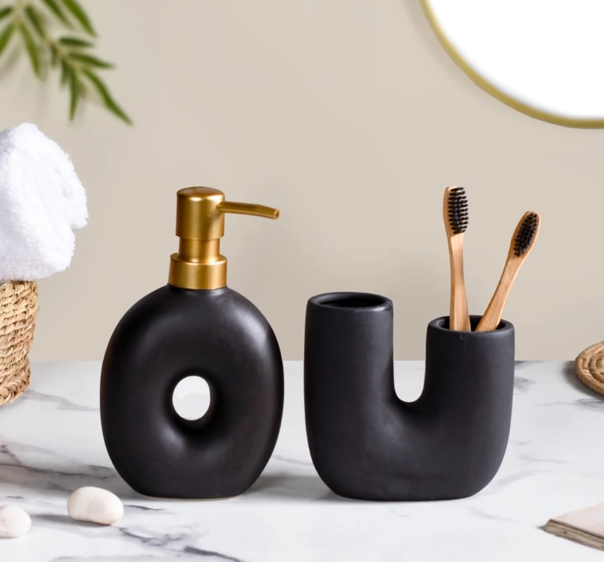 Ceramic Toilet Set (black- Blue) - Image 3