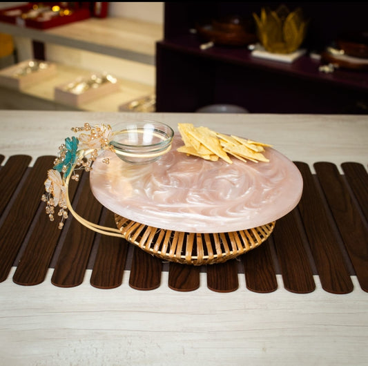 Resinn Platter with Dip