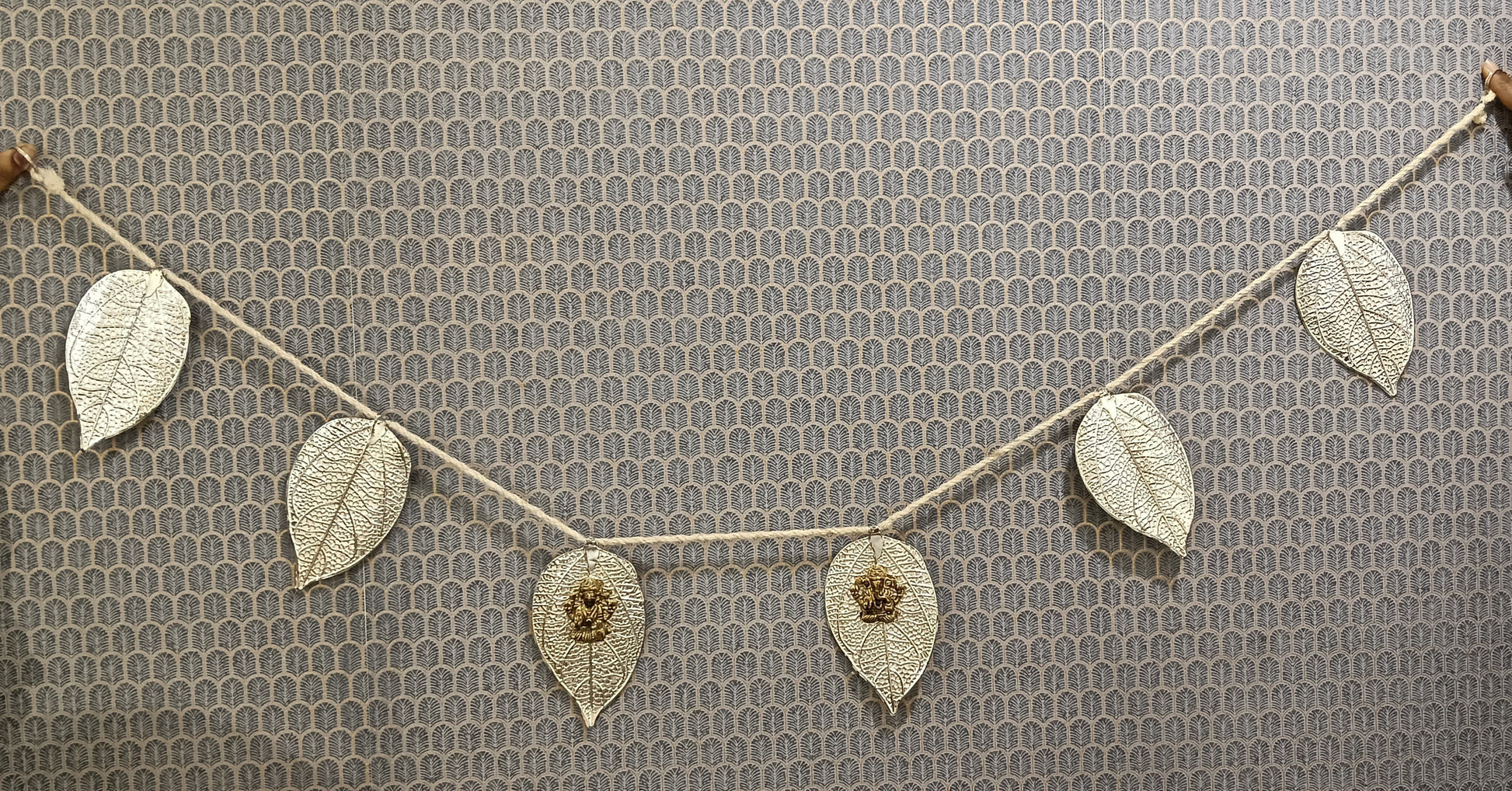 Big Leaf Toran Hanging