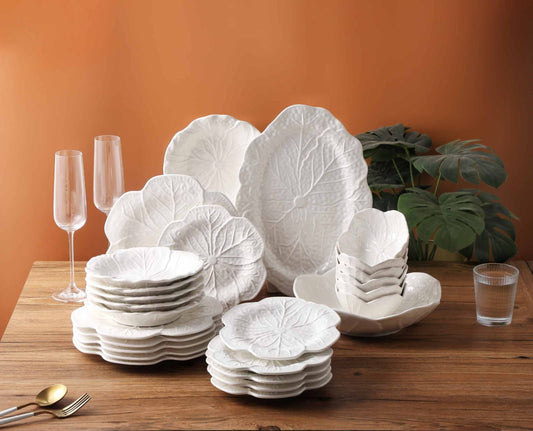 Snow Drop Dinner Set Set of 26